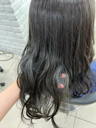 セミロング カラー 【暖色カラー特化】 中山由梨のヘアスタイル