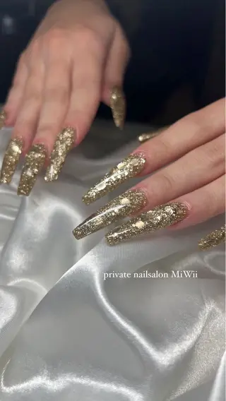 ネイル 𝐧𝐚𝐢𝐥 𝐌𝐢𝐖𝐢𝐢のネイルデザイン