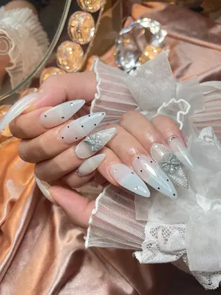 ネイル 23時まで❤︎韓国、 ワンホンネイルのネイルデザイン