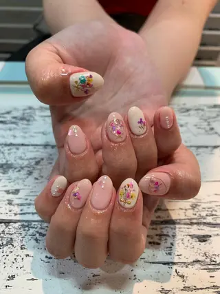 ネイル 高尾 梨花のネイルデザイン