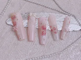 ネイル Kari ネイルサロンのネイルデザイン