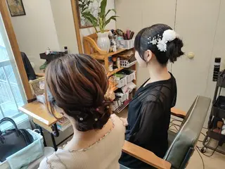 ヘアアレンジ HempBeauty 浅野アサミのヘアスタイル