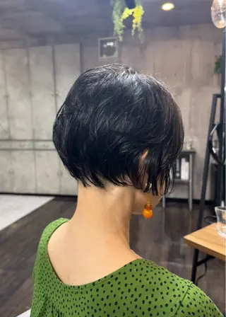 ショート XELVE所属・レイヤーカット特化 💜SARIのヘアスタイル