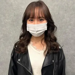 ミディアム 古沢 新のヘアスタイル