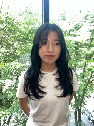 ロング やました かりんのヘアスタイル