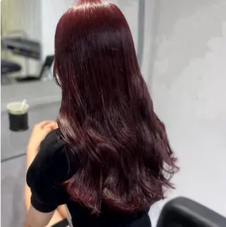 ロング カラー 🫧うる艶トレンド 🫧透明感カラーのヘアスタイル