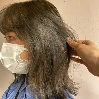 ミディアム Aust hair Stella新宿所属・Yuki☺︎パーマ レイヤーカットウルフのヘアスタイル