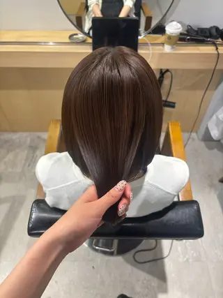 ショート rinka／縮毛矯正 スタイリング 暖色のヘアスタイル