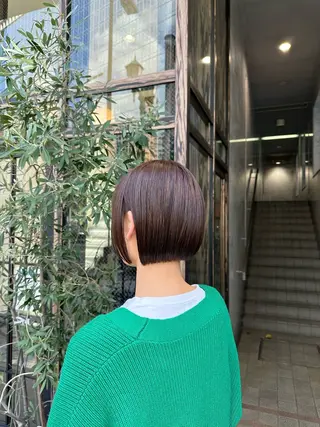 ショート 高槻裕二 ショートボブ縮毛矯正のヘアスタイル