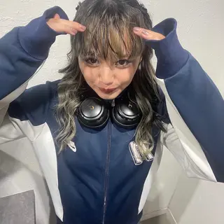 セミロング カラー IwAsh  大和駅店所属・shiho .のヘアスタイル