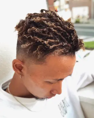 ショート メンズ ツイスパ/Wカラー ✨RYUのヘアスタイル