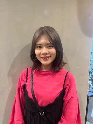 ミディアム カラー はるか/ CosyVelvetのヘアスタイル