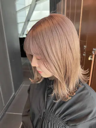 ミディアム カラー le'a所属・谷町/Le'a /竹原しおなのヘアスタイル