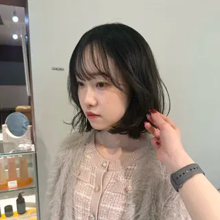 ミディアム yuzu / tsunaguのヘアスタイル