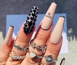 ネイル 🖤スカルプ専門店 新宿・MR🖤のネイルデザイン