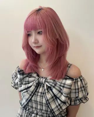 セミロング ベージュ/インナー カラー🤍Rieのヘアスタイル