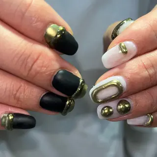 ネイル 🪐富島彩夏 /海外nail🪐のネイルデザイン