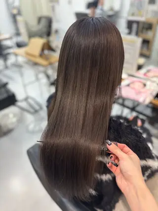 ロング MANA艶髪 暖色カラー/髪質改善のヘアスタイル