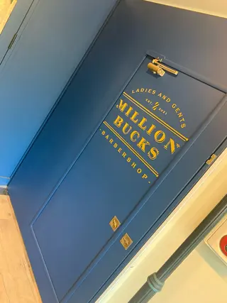 Million Bucks barber shop所属・カットモデル募集 いさかのヘアスタイル