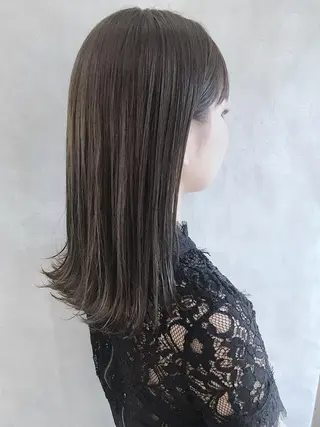 セミロング カラー MOU namba ムウナンバのヘアスタイル