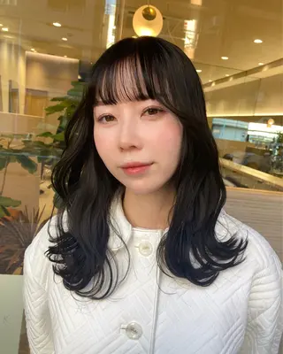 ミディアム カラー wawa miu🌷のヘアスタイル