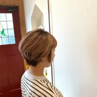 ショート カラー 組藤 沙奈のヘアスタイル