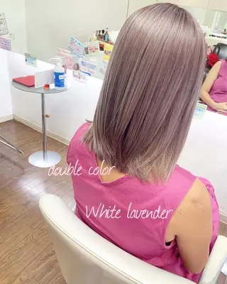 ミディアム カラー GLAD 萩原のヘアスタイル