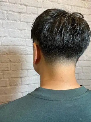 ショート 銀座マツナガ新宿野村ビル店所属・メンズカットなら 桃井大輔のヘアスタイル
