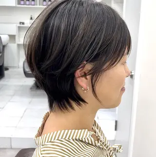 ショート カラー 天王寺髪質改善なら よしみさん✨のヘアスタイル