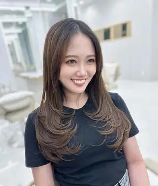 ロング 似合わせ/レイヤー /顔まわり/池田歩樹のヘアスタイル