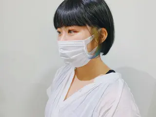 ショート カラー タカハシ ハヤトのヘアスタイル