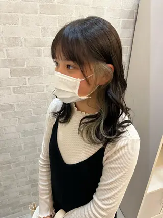 ロング カラー Well's TAIGAのヘアスタイル