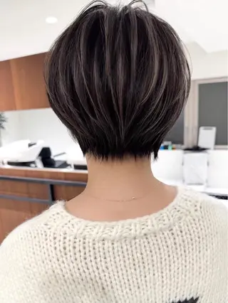 ショート 市毛 結菜のヘアスタイル