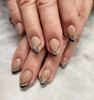 ネイル I.プライベートネイルサロン所属・I.プライベート ネイルサロンの眉毛・アイブロウイメージ