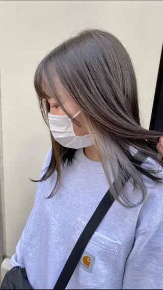 セミロング カラー 【縮毛矯正ブリーチ】 西 太志のヘアスタイル