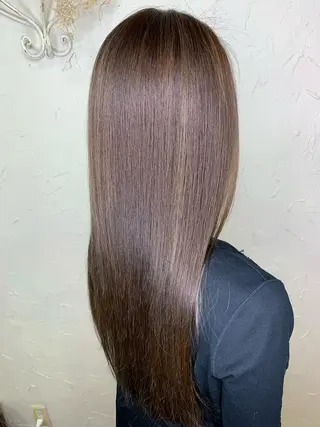 ロング 深沢 秀のヘアスタイル