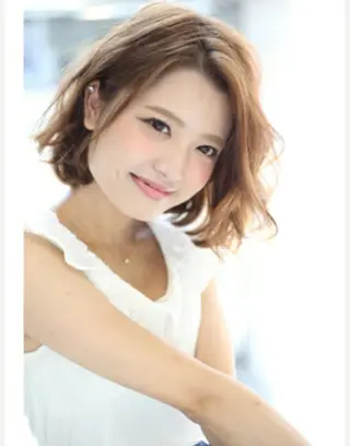 ミディアム SALOWIN神宮前五丁目店所属・🇰🇷韓国風艶髪✨ 髪質改善 倉岡しおんのヘアスタイル