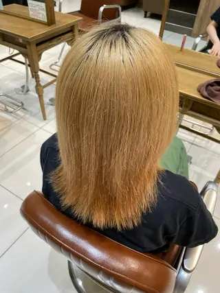 ミディアム 透明感カラー×ヘア アレンジ🪽しおりのヘアスタイル