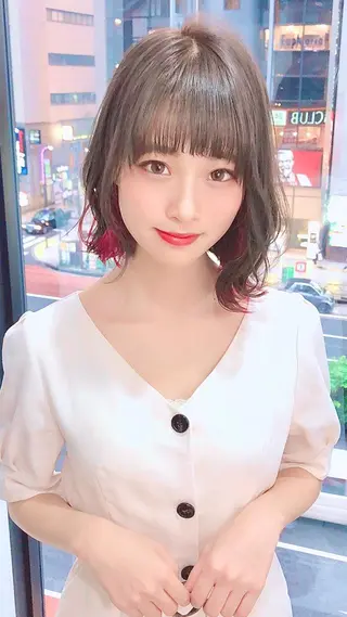 ミディアム 渋谷/ハッシュ レイヤーカット/会田のヘアスタイル