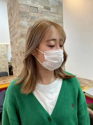 セミロング カラー STAR RIVER所属・YUI/ ブリーチカラー🌷のヘアスタイル