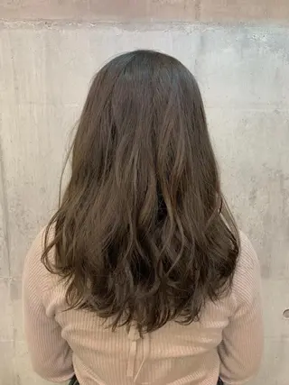 セミロング 小関 茅里のマツエク・マツパデザイン