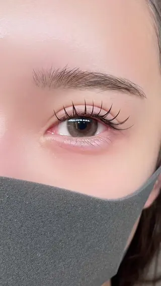 マツエク・マツパ NEObyMORPHOBEAUTY所属・NEO Morpho beautyの眉毛・アイブロウイメージ