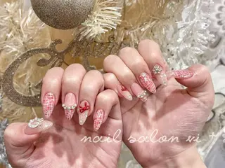 ネイル ✨Nailsalon Vi+✨のネイルデザイン