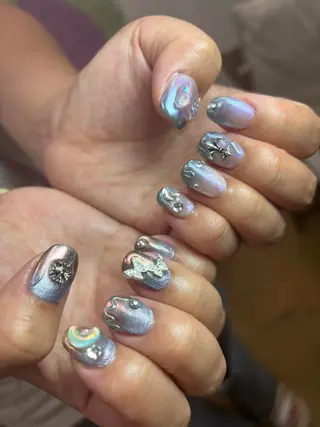 ネイル nailsalon　hue所属・小山 羽奈のネイルデザイン