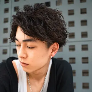 ショート メンズ SHUNメンズパーマ スパイキーショートのヘアスタイル