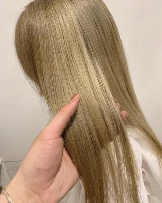 ロング カラー VEGA天神 ブリーチのヘアスタイル