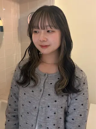 カラー 船越 愛のヘアスタイル