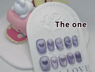ネイル THE  ONE 藤本のネイルデザイン