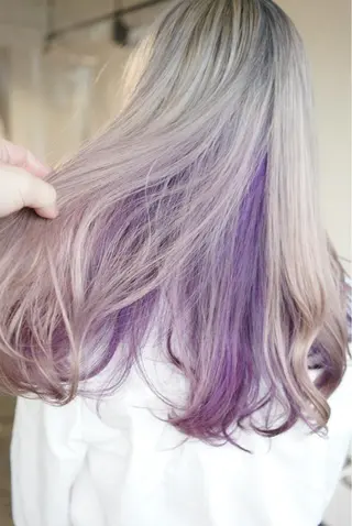 ロング カラー ハイトーン/レイヤー /ケアブリーチ石川治のヘアスタイル