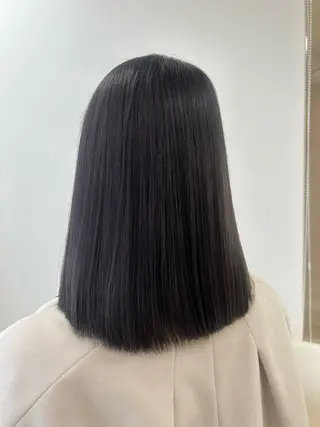 ミディアム カラー ツヤ感／ナチュラル カラー🌿yuiのヘアスタイル